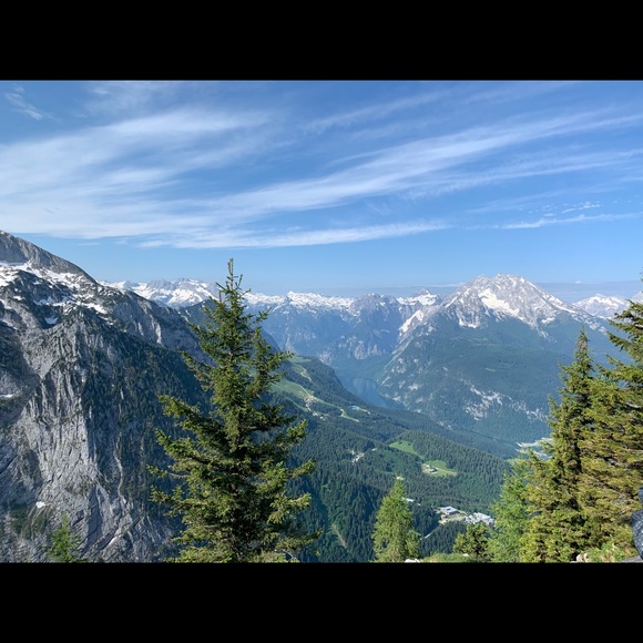 Meet your Posher! - Picture 3 of 4